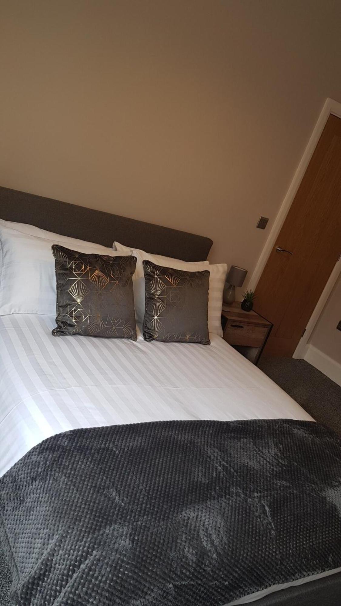 Superb 1St Floor Town Centre Apartment-Refurbished Great Coates Εξωτερικό φωτογραφία